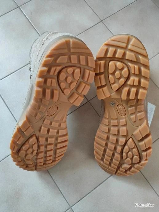 CHAUSSURES LOWA ELITE Taille 36.5 / LOWA ELITE DESERT / NEUVES / LOWA Task Force 2 CHAUSSURES LOWA ELITE Taille 36.5 / LOWA ELITE DESERT / NEUVES / LOWA Task Force – Image 2