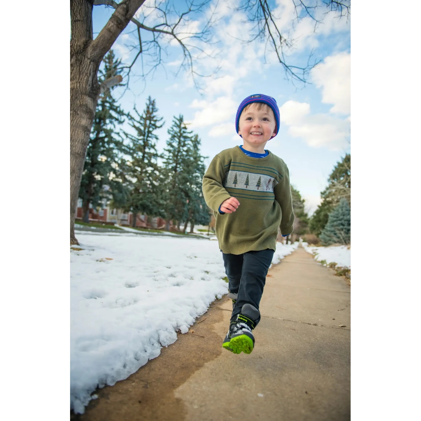 LOWA Chaussures Enfant - Milo GTX Mid - Navy/magenta (Size 27-35) 9 LOWA Chaussures Enfant - Milo GTX Mid - Navy/magenta (Size 27-35) – Image 9