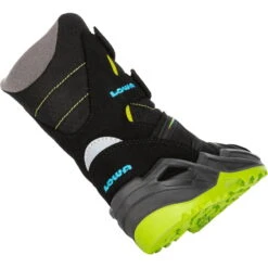 LOWA Chaussures Enfant - Maddox Warm GTX Hi Junior - Noir/lime (Pointure 36-40) -Chaussures Lowa lowa 640783 9903 maddox warm gtx hi black lime d 1543426 1